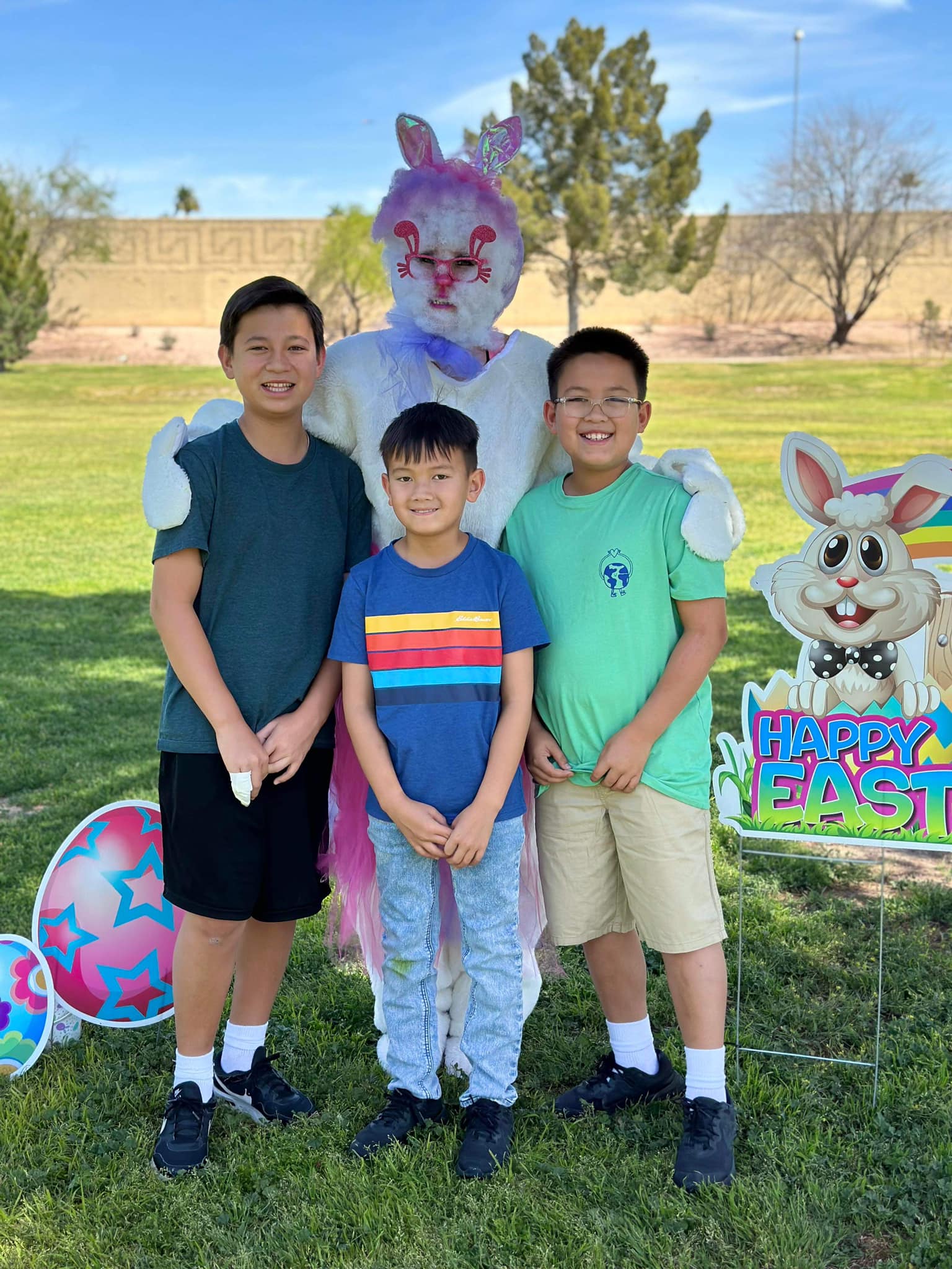 MOMnation Annual Easter Fun Day